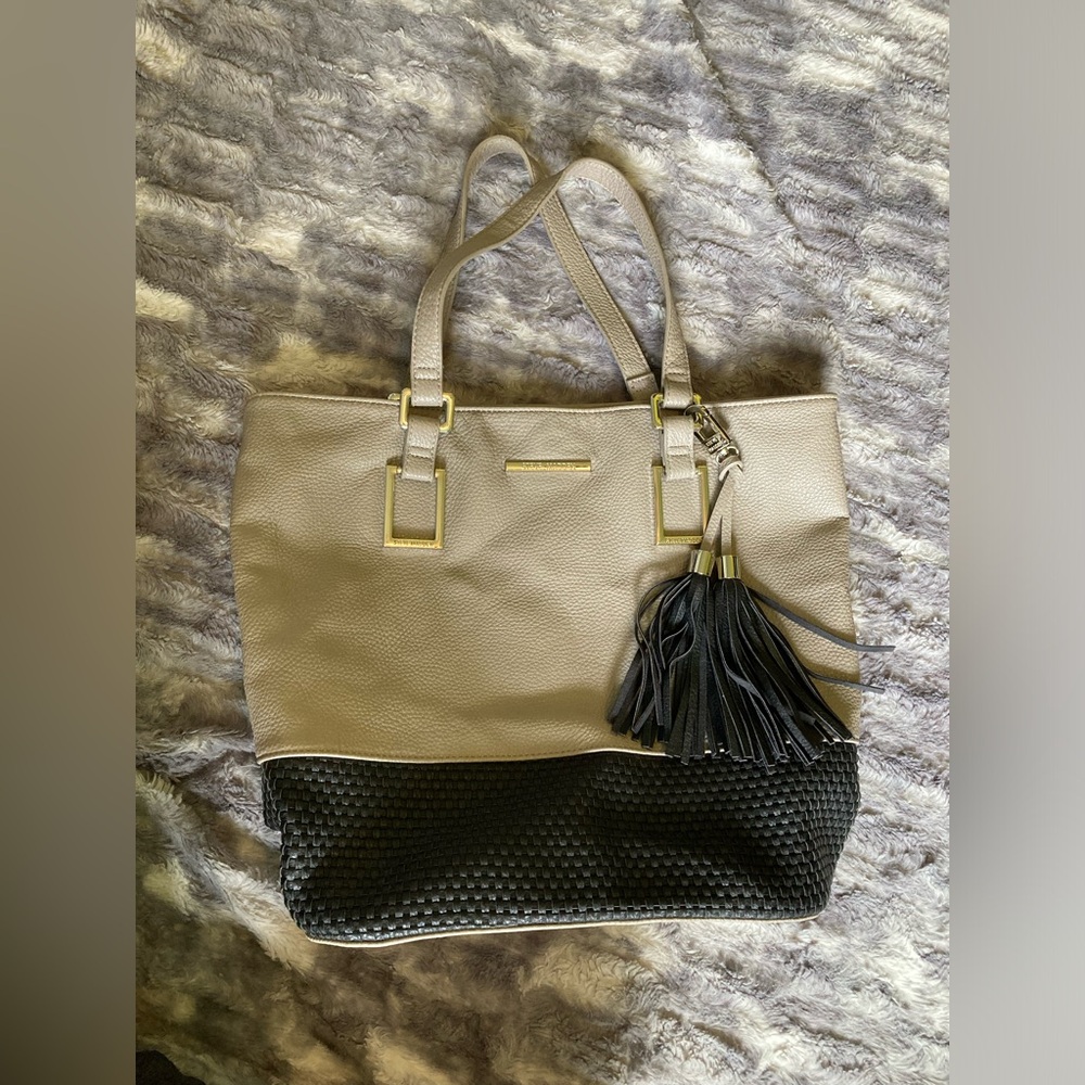 Steve Madden brand, large bag, please see photos for measurements/imperfections